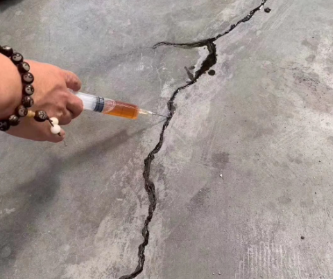 启东混凝土裂缝修补技术详解​